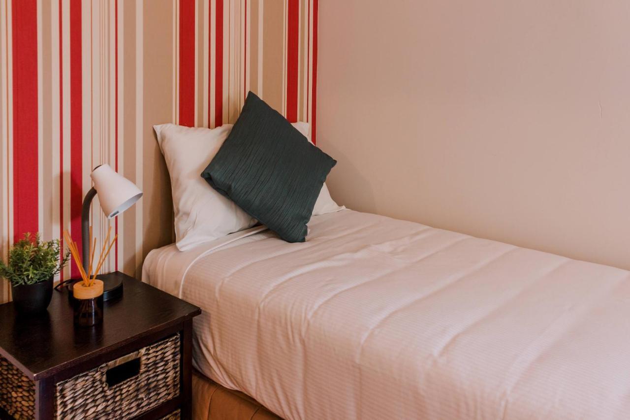Motel The Esplanade à Dunedin Extérieur photo